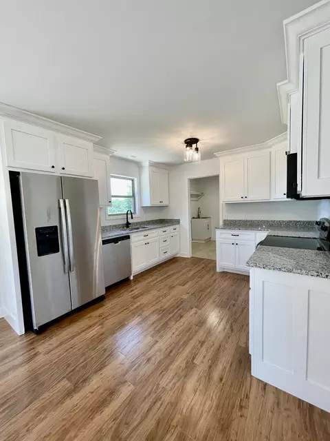 120 E Augustine Dr, Loretto, TN 38469 photo 13