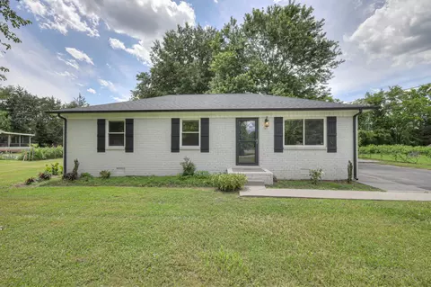 2626 Yeargan Rd SE, Murfreesboro, TN 37128