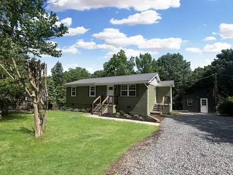 205 Hoover Dr, Mcminnville, TN 37110