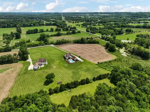1236 Beechcroft Rd, Spring Hill, TN 37174 photo 70