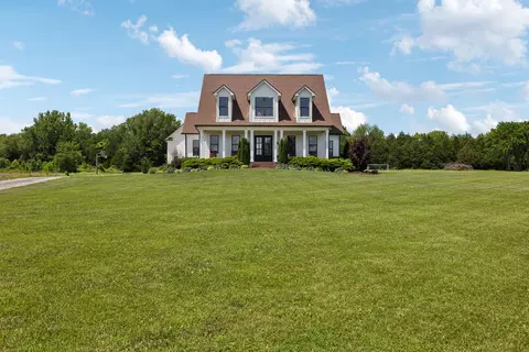 1236 Beechcroft Rd, Spring Hill, TN 37174 photo 3