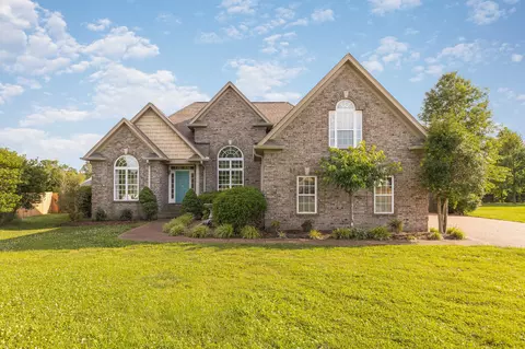 852 Bradshaw Rd, Lebanon, TN 37087