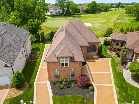 986 Isaac Franklin Dr, Gallatin, TN 37066