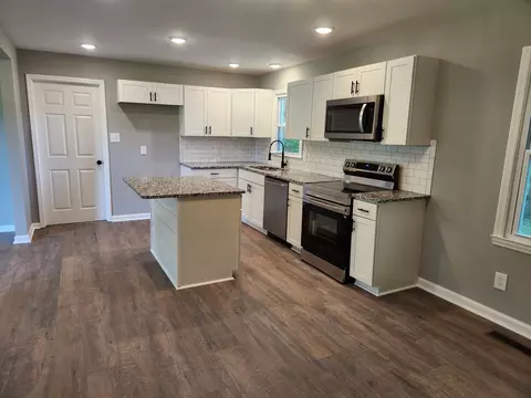 2225 Cherry Dr, Pulaski, TN 38478 photo 5