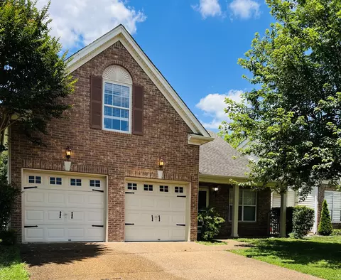 9039 Tarrington Ln, Franklin, TN 37069