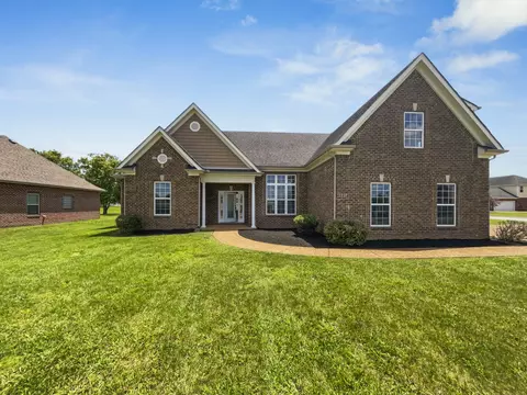 1208 Longwood Dr, Lascassas, TN 37085