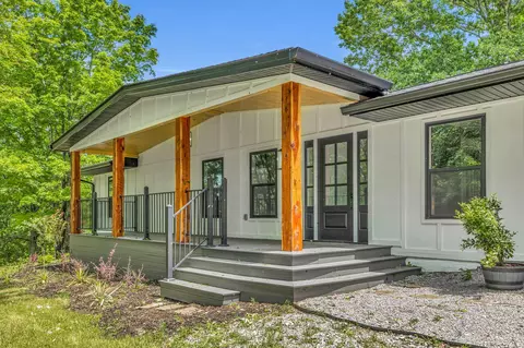 Exterior - 1670 Elmore Rd, Eagleville, TN 37060 photo 3 of 26