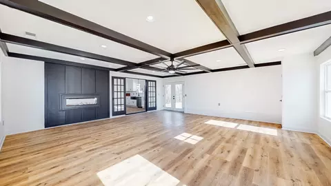 Living - 1670 Elmore Rd, Eagleville, TN 37060 photo 7 of 7