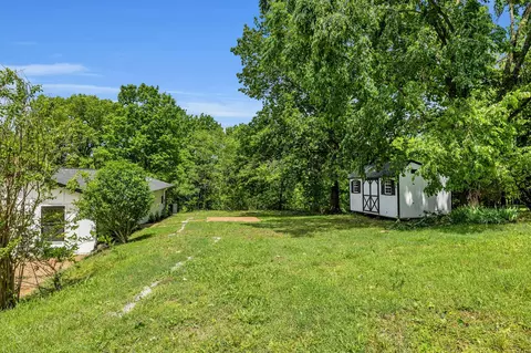 Exterior - 1670 Elmore Rd, Eagleville, TN 37060 photo 15 of 26