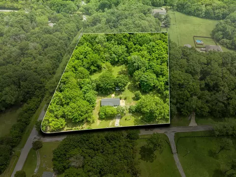 View/Area - 1670 Elmore Rd, Eagleville, TN 37060 photo 2 of 4