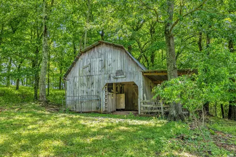 Exterior - 1670 Elmore Rd, Eagleville, TN 37060 photo 22 of 26