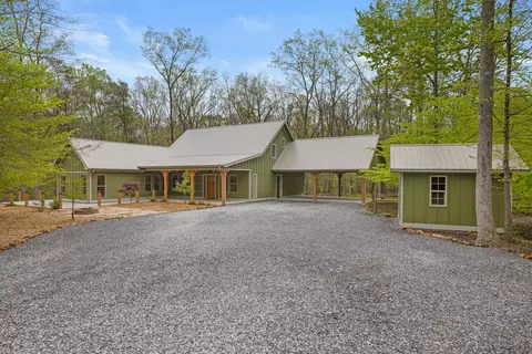 90 Crook View Rd, Menlo, GA 30731