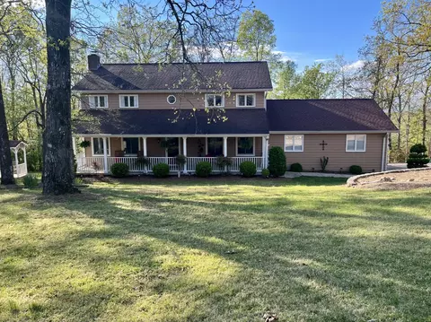 819 Brookhollow Ln, Chattanooga, TN 37421