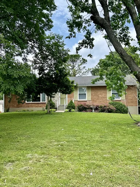 3004 Knud Dr, Columbia, TN 38401