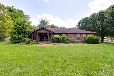 615 E Main St, Watertown, TN 37184