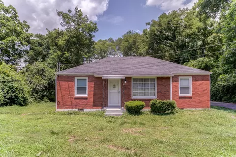 702 Drummond Dr, Nashville, TN 37211