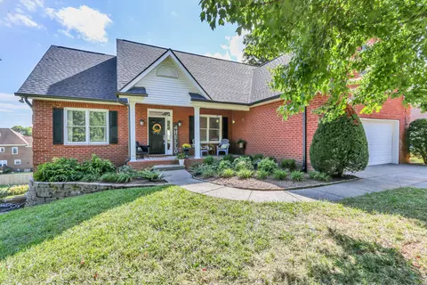 2805 Tweed Pl, Thompsons Station, TN 37179