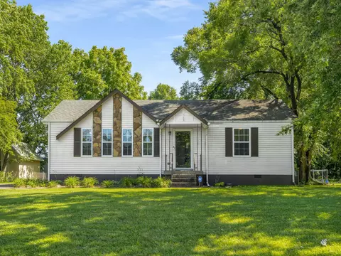 713 Meadowlark Dr, Smyrna, TN 37167