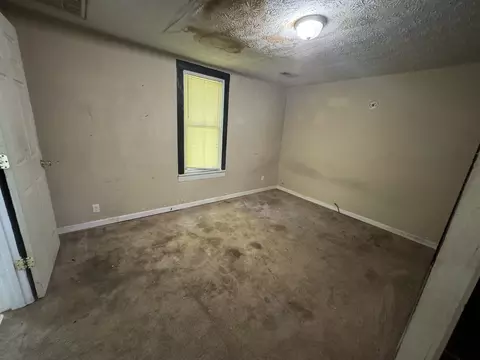 Bedroom - 106 Dickson Ave, Dickson, TN 37055 photo 3 of 6