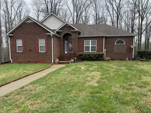104 Laurel Hills Ct, Dickson, TN 37055