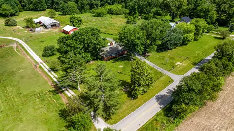 1024 Blue Creek Rd, Tullahoma, TN 37388