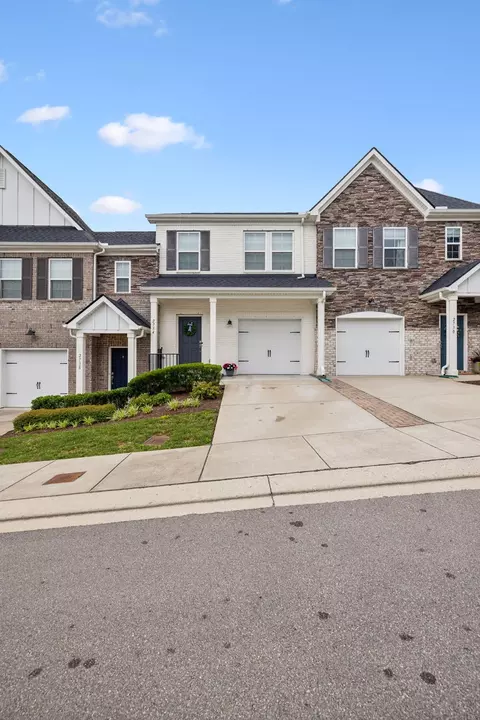 2734 Gossett Trl, Nashville, TN 37221