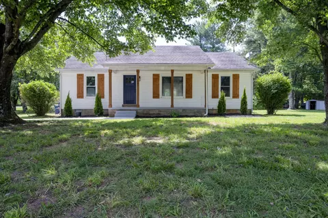 2003 Sugartree Dr, Murfreesboro, TN 37129
