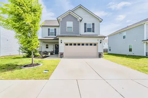 2218 Oak Dr, Murfreesboro, TN 37128