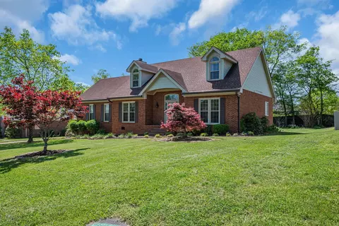 816 Rachel Dr, Goodlettsville, TN 37072