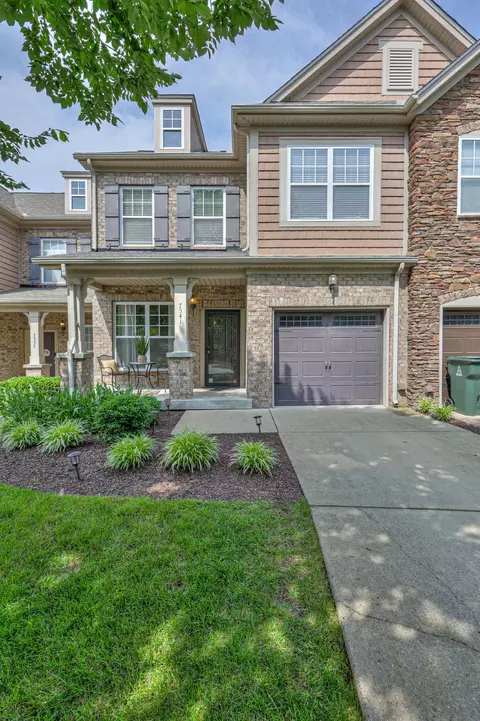 7541 Kemberton Ct, Nolensville, TN 37135