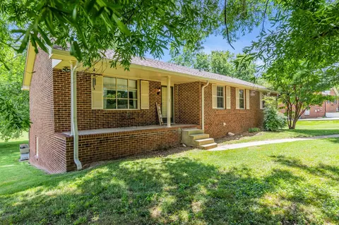 207 Bailey Collins Dr, Smyrna, TN 37167