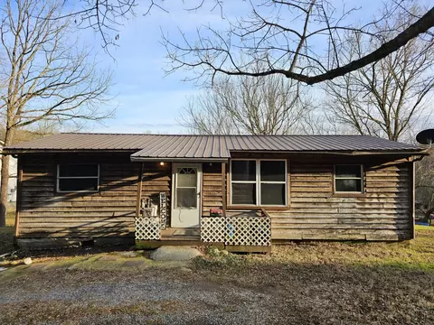311 Back Valley Rd, Trenton, GA 30752