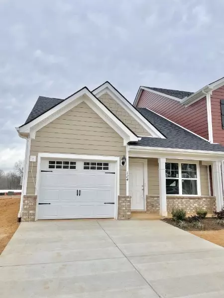 363 Ezra St, Pleasant View, TN 37146