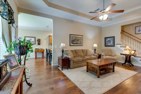 Living - 5006 Geranium Dr, Spring Hill, TN 37174 photo 3 of 3
