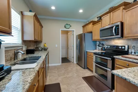 Kitchen - 5006 Geranium Dr, Spring Hill, TN 37174 photo 1 of 2