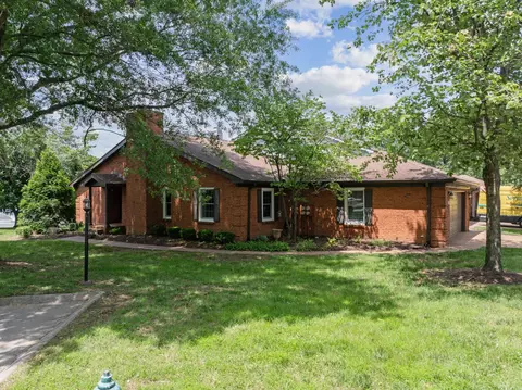 126 Hearthstone Manor Cir, Brentwood, TN 37027