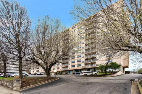 3415 W End Ave #410, Nashville, TN 37203