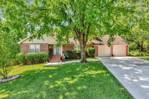 105 Red Maple Ct, Hendersonville, TN 37075