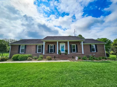 102 Megan Cir, Shelbyville, TN 37160