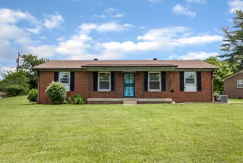 121 Rainbow St, Clarksville, TN 37042