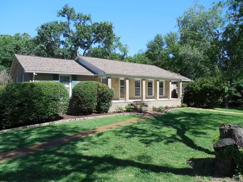 5958 Temple Rd, Nashville, TN 37221