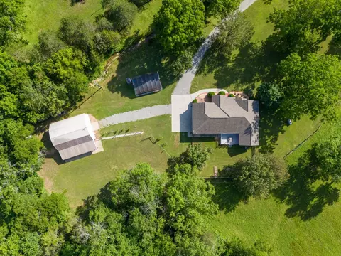 View/Area - 28 Spring Valley Rd, Taft, TN 38488 photo 1 of 5