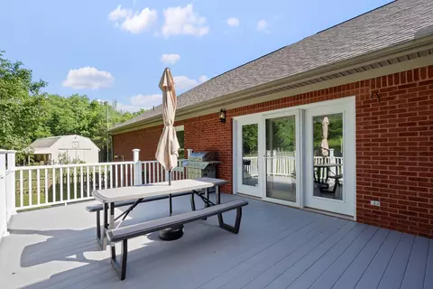 Exterior - 28 Spring Valley Rd, Taft, TN 38488 photo 7 of 15