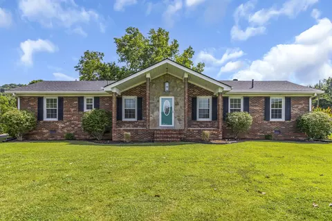 242 Dixon Springs Hwy, Carthage, TN 37030