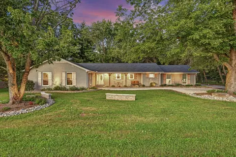 209 N Cayce Ln, Columbia, TN 38401