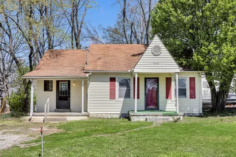 404 W 15th St, Columbia, TN 38401