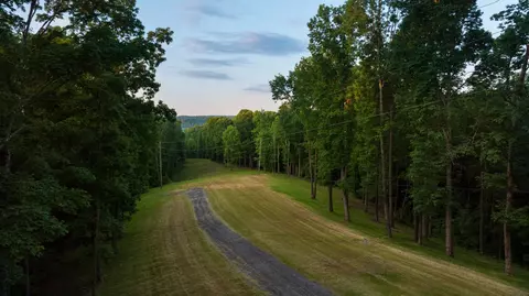 15 Boston Theta Rd, Columbia, TN 38401