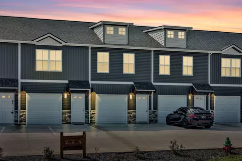 216 Drayton Dr #D, Clarksville, TN 37042