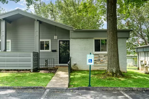 1900 Richard Jones Rd #J4, Nashville, TN 37215