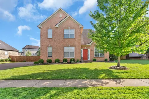 112 Cannons Xing, Hendersonville, TN 37075